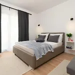 Дом отдыха Designer Simone - Modern Und Heritage Style By Interhome *