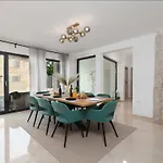 Designer Simone - Modern Und Heritage Style By Interhome Дом отдыха Tinjan