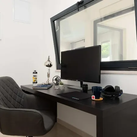 Holiday home Designer Simone - Modern Und Heritage Style By Interhome Tinjan